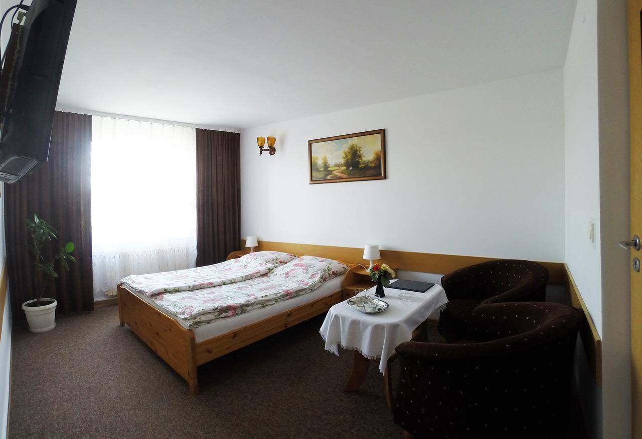 Siestrzen Hotel Kot מראה חיצוני תמונה